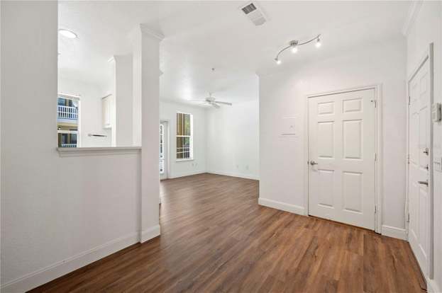 Building Photo - 860 N Orange Ave