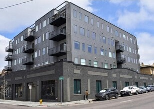 Building Photo - 1300 Ogden St