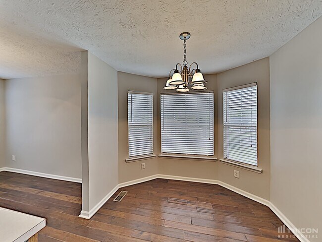 Building Photo - 1412 Angel Ct