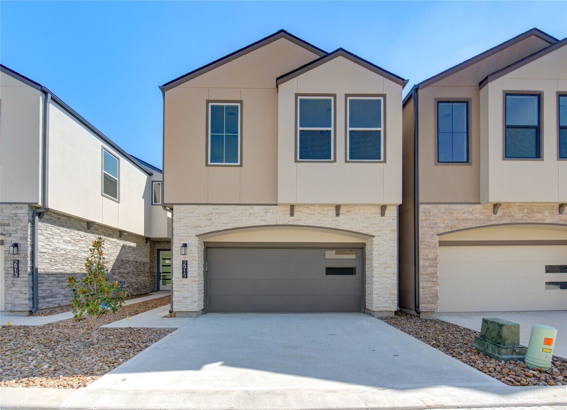 Foto principal - 2917 El Fenice Ln