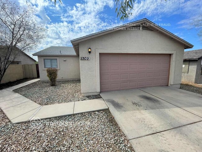 Building Photo - 1309 W Mohave St