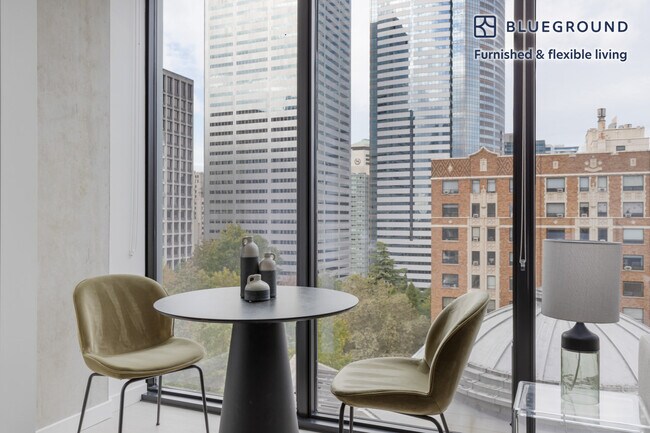 Foto del edificio - 704 Spring St