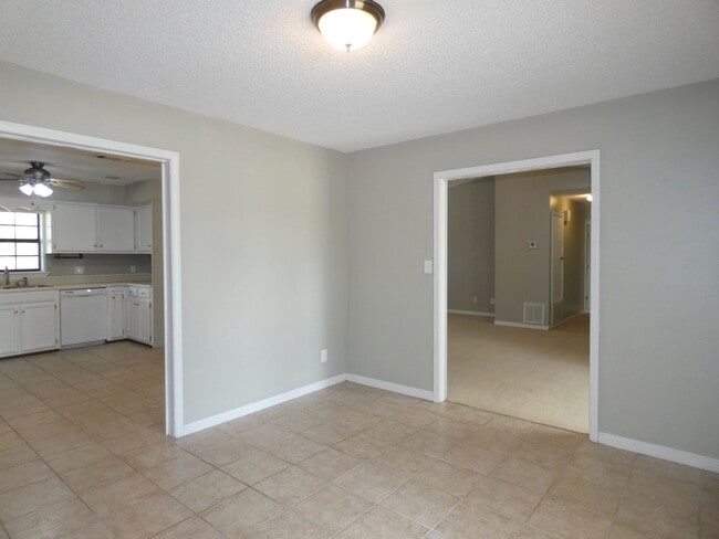 Building Photo - 3470 Nicholson Estates Rd