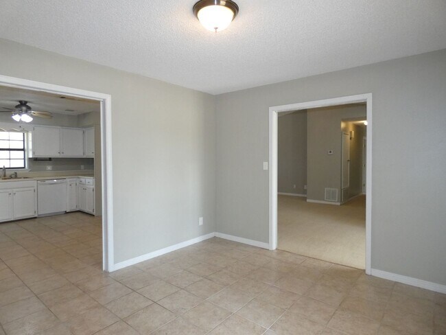 Foto del edificio - 3470 Nicholson Estates Rd