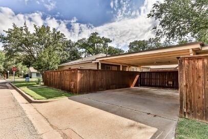 Foto del edificio - 2711 22nd St