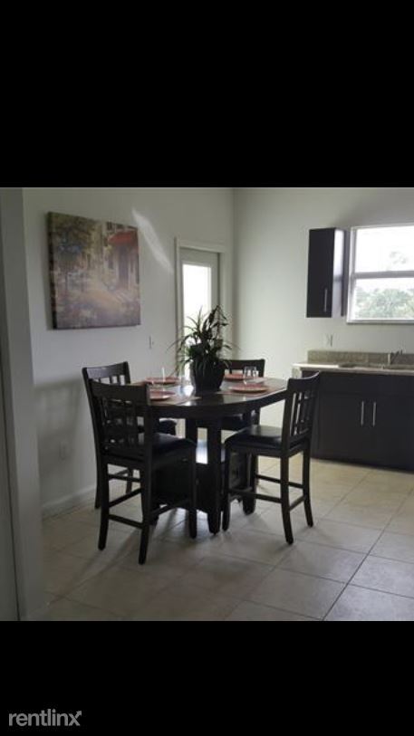Building Photo - 2 br, 2 bath  - Lake Park Manor