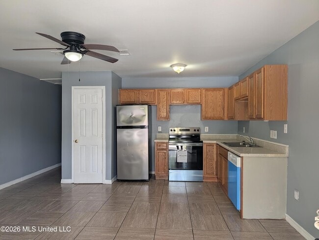 Building Photo - 1513 34th Ave