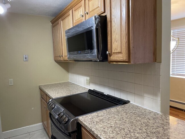Foto del edificio - 134 Emerson Gardens Rd