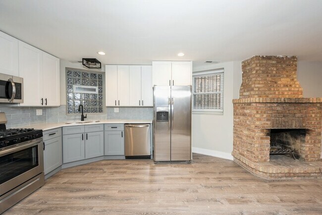 Foto del edificio - 1435 N Washtenaw Ave