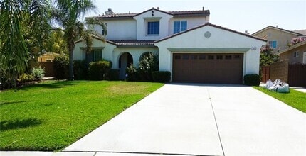 Building Photo - 6595 Lotus St