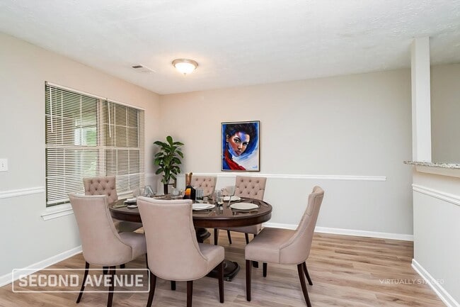 Building Photo - 1710 Riverchase Cir NE