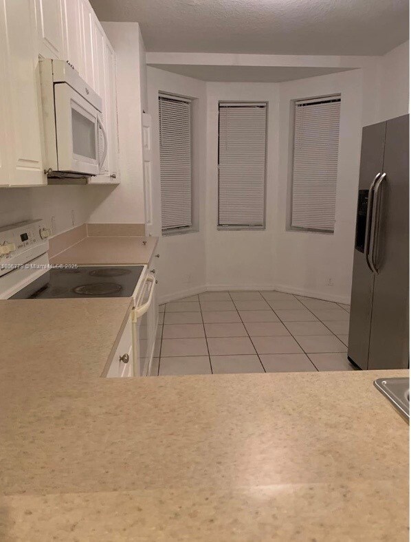Foto del edificio - 1726 NE 6th St