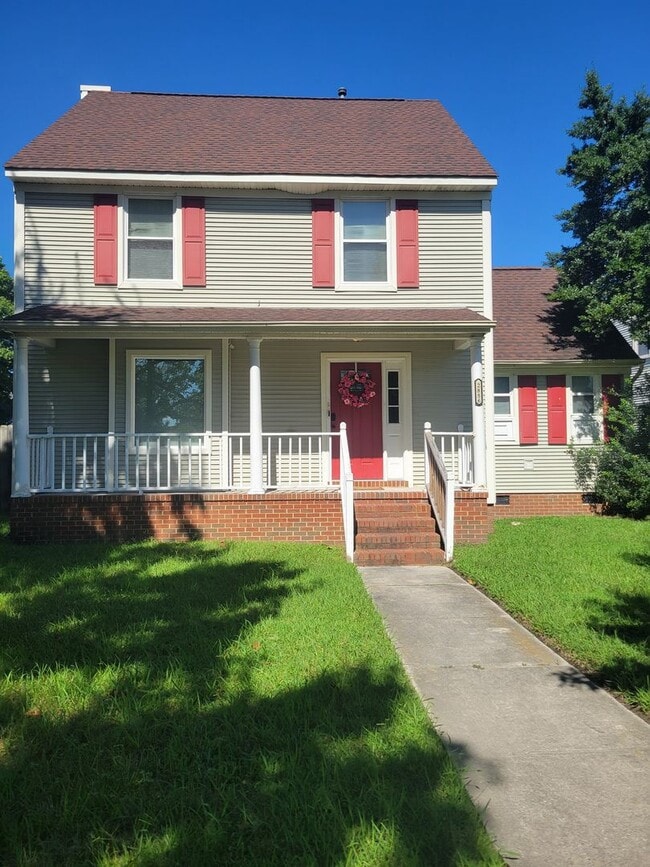 Building Photo - 3 bedroom 2.5 bathroom single family home