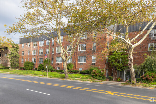 Building Photo - Horizon House