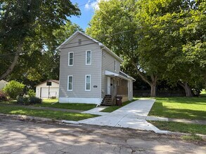 Building Photo - 512 Blackman St
