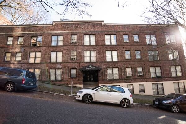Primary Photo - 805 Marion St
