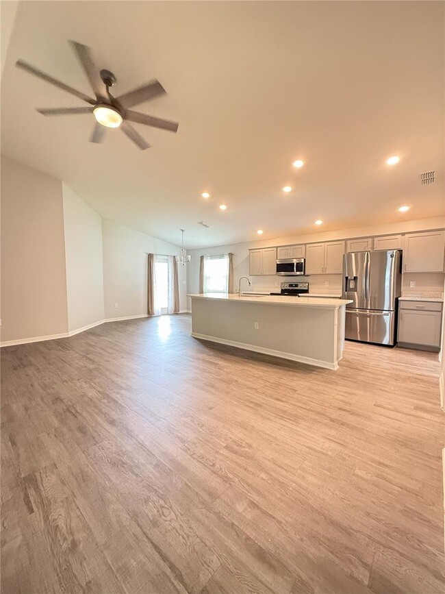 Building Photo - 4306 Swan St