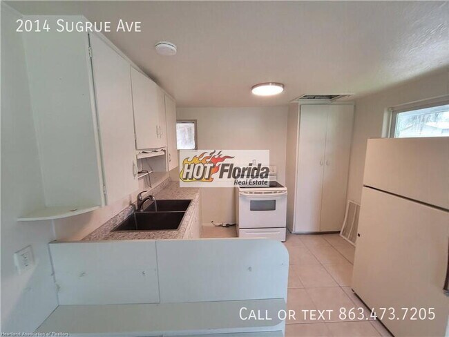 Foto del edificio - 2014 Sugrue Ave