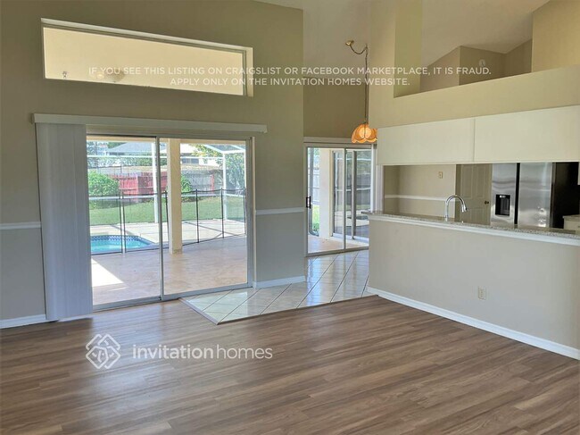 Foto del edificio - 5660 Loma Vista Dr W