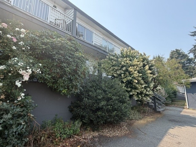Building Photo - 901 Is Hwy S