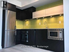 Building Photo - 20 Thomas Riley Rd