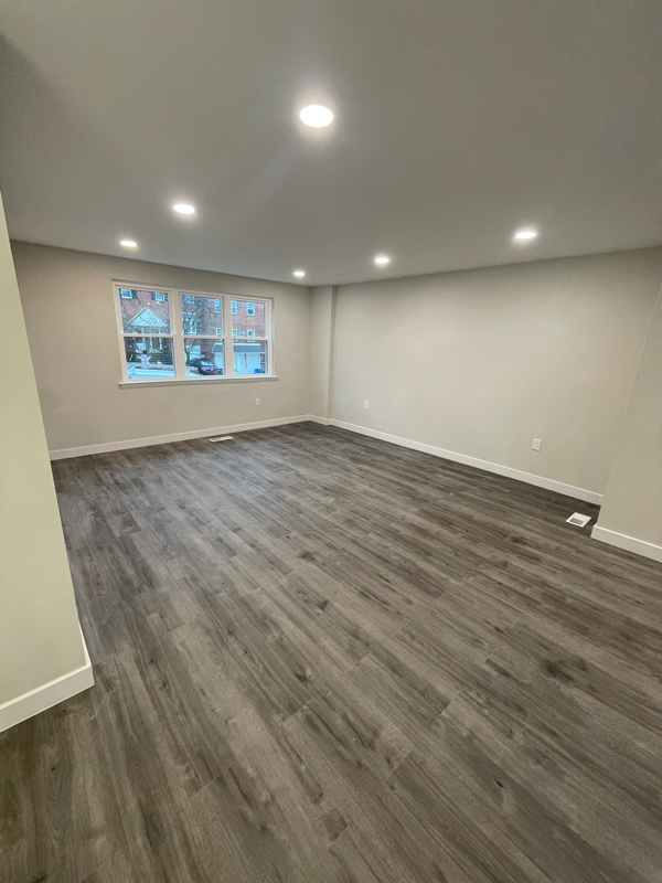 Building Photo - 3971 Rowena Dr