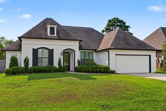 Building Photo - 404 Golden Leaf Ct