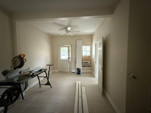 Building Photo - 409 S Anderson St