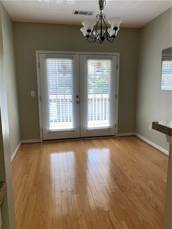 Foto del edificio - 1306 Vinings Forest Ln