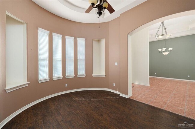 Foto del edificio - 19 E St