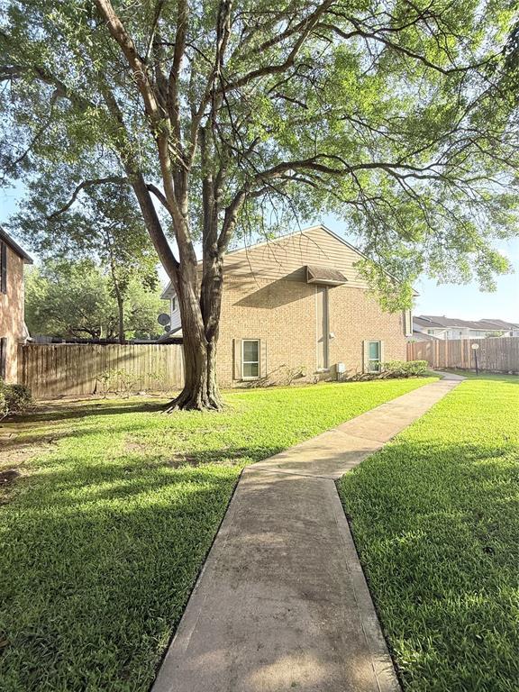Foto del edificio - 9398 Beechnut St