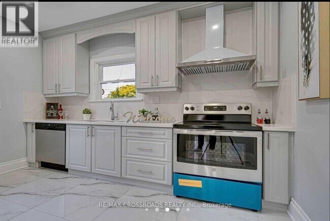 Photo du bâtiment - 144 Conant St