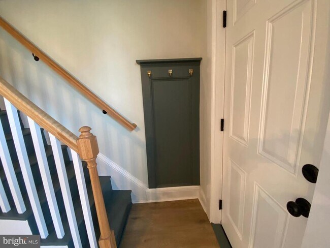 Foto del edificio - 742 St Joseph St