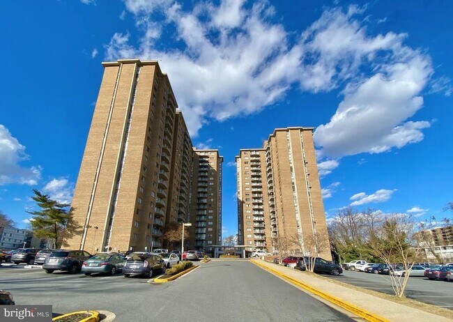 Building Photo - 1836 Metzerott Rd