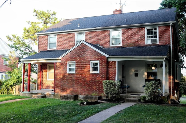 Photo - 5905 Loch Raven Blvd House