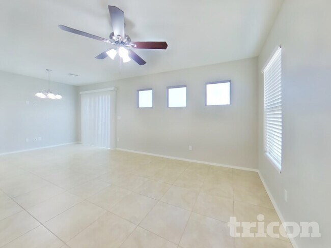 Foto del edificio - 17970 N 114th Ln