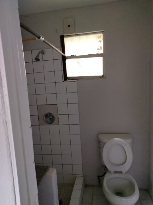 Foto del edificio - 8014 N Lopez St