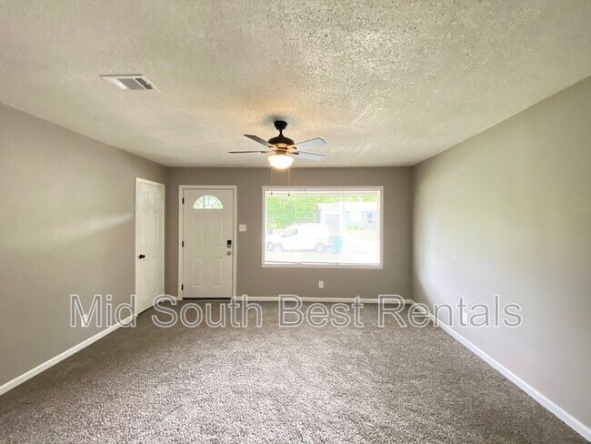 Building Photo - 8612 Winston Dr