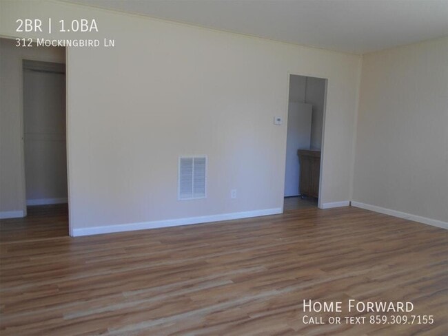 Building Photo - 312 Mockingbird Ln