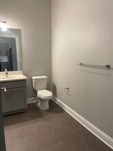 Building Photo - Topiary Park Crossing