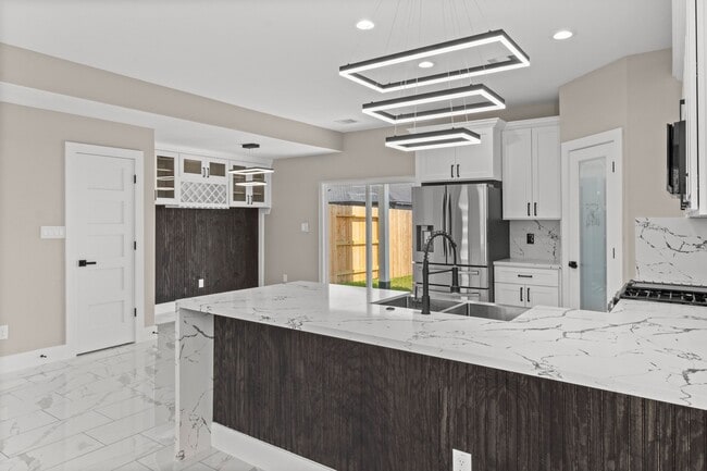 Foto del edificio - 7927 Colonial Ln