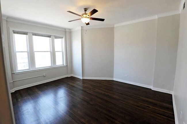 Foto del edificio - 3504 N Ashland Ave