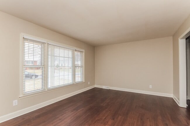 Building Photo - 5344 Evanshire Dr