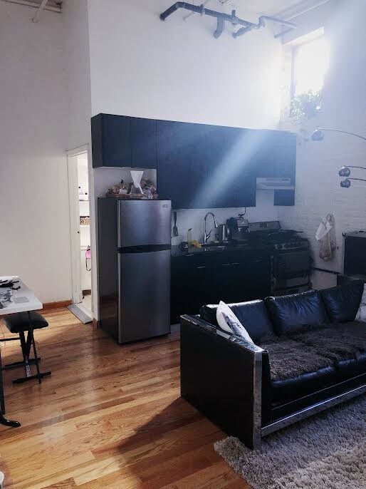 Building Photo - 9 White St