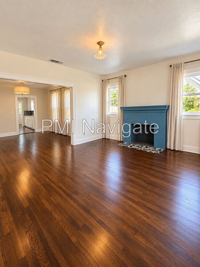 Foto del edificio - 1118 McKinley Ave