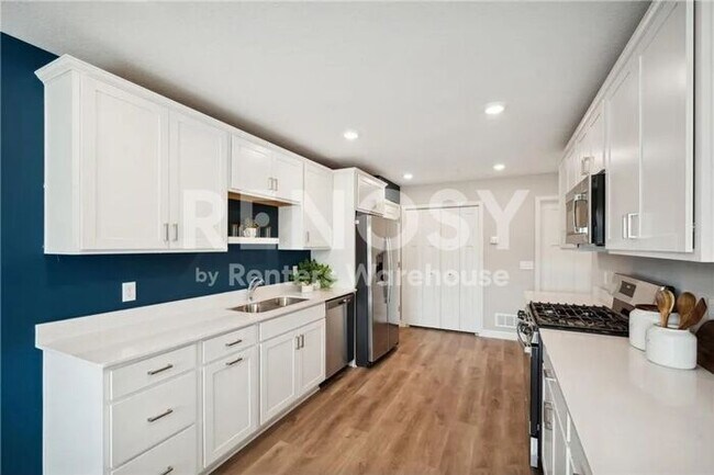 Foto del edificio - Available July 15th 3 Bedroom 2.5 Bath Townhome in Zimmerman