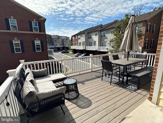 Foto del edificio - 493 Watkins Mill Rd
