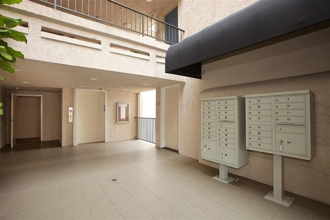 Building Photo - 3775 Georgia St