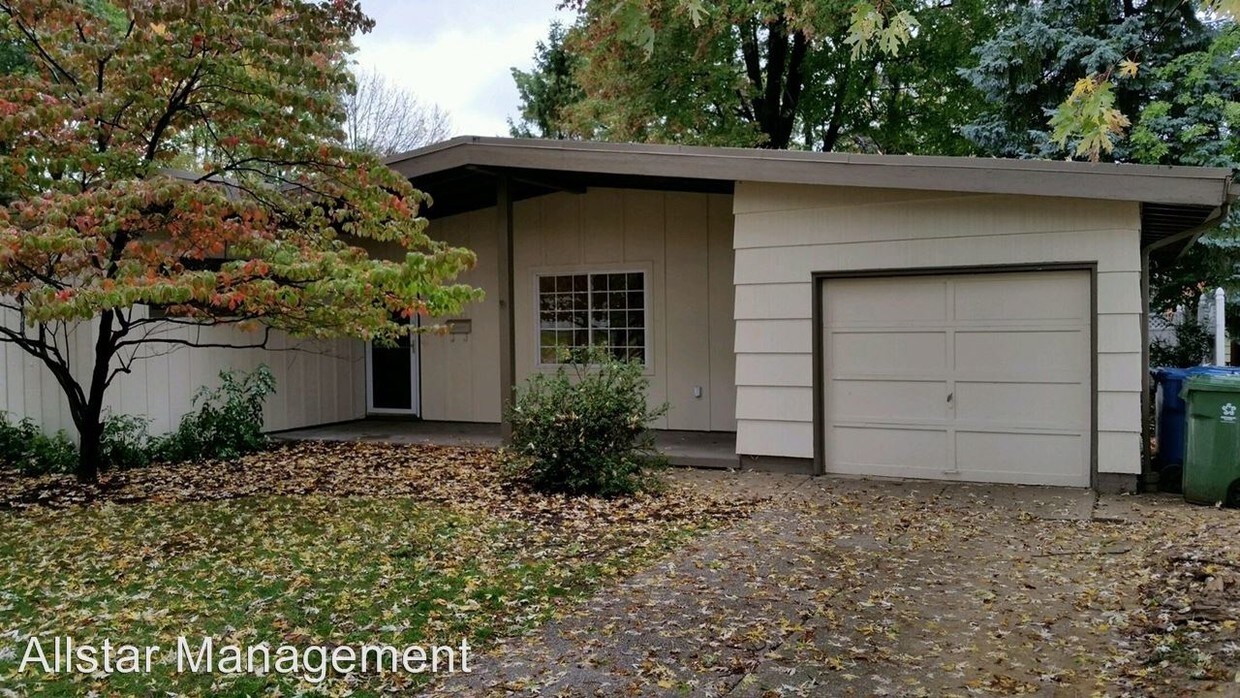 Foto principal - 6320 Springwood Rd