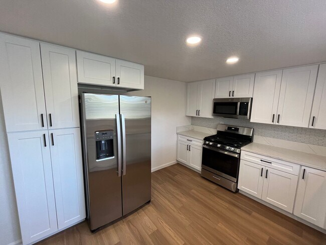 Building Photo - 419 Cabo San Lucas Cir